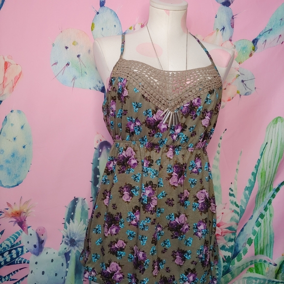 Decree | crochet boho peplum taupe floral tank top large - Picture 4 of 11